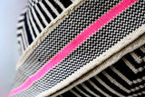 Apuni Hot Pink