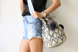 Apuni Gray